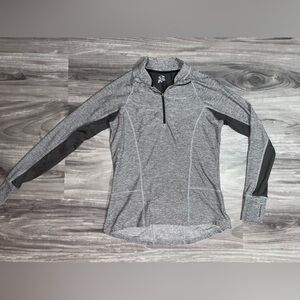 Champion women’s medium quarter zip